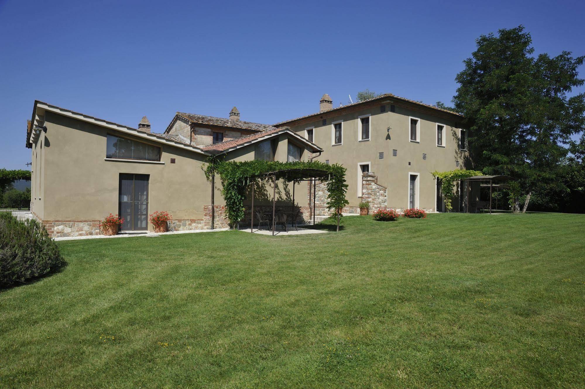 Agriturismo La Lodola Castelnuovo Berardenga Exterior foto